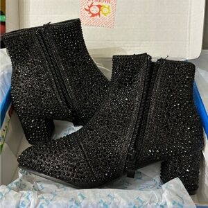 NIB! Rhinestone LITTLE GIRL SIZE 1 Block Chunky Low Heel SWIFTY Ankle Boots